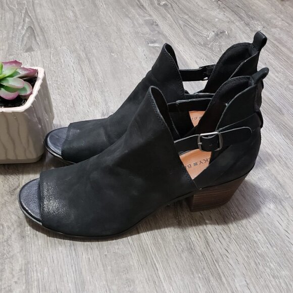 Lucky Brand * Black Leather Open Toe Booties * 9.5 - Picture 4 of 14